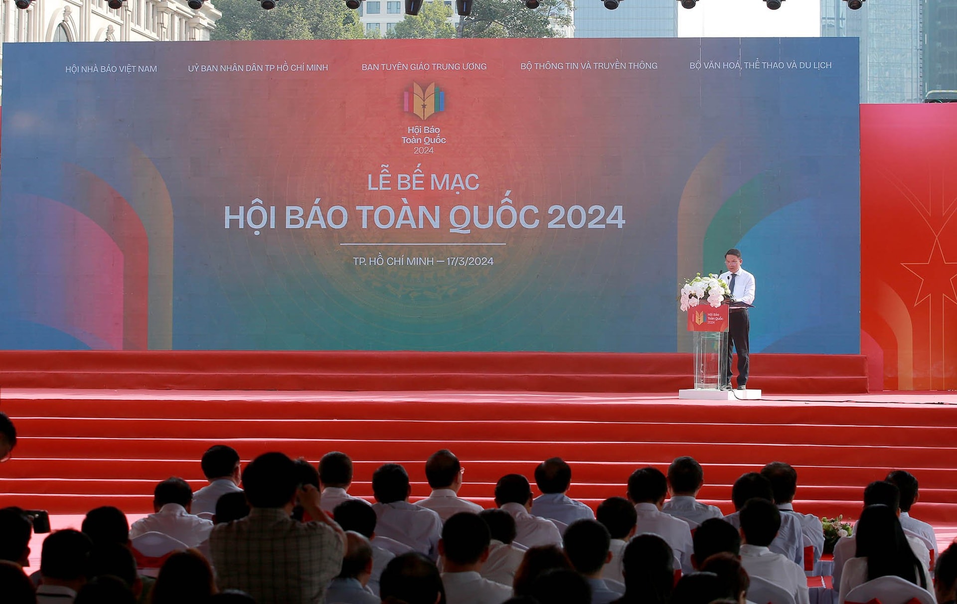 be mac hoi bao toan quoc 2024 bao chi chung suc dong long thuc day doi moi sang tao hinh 4