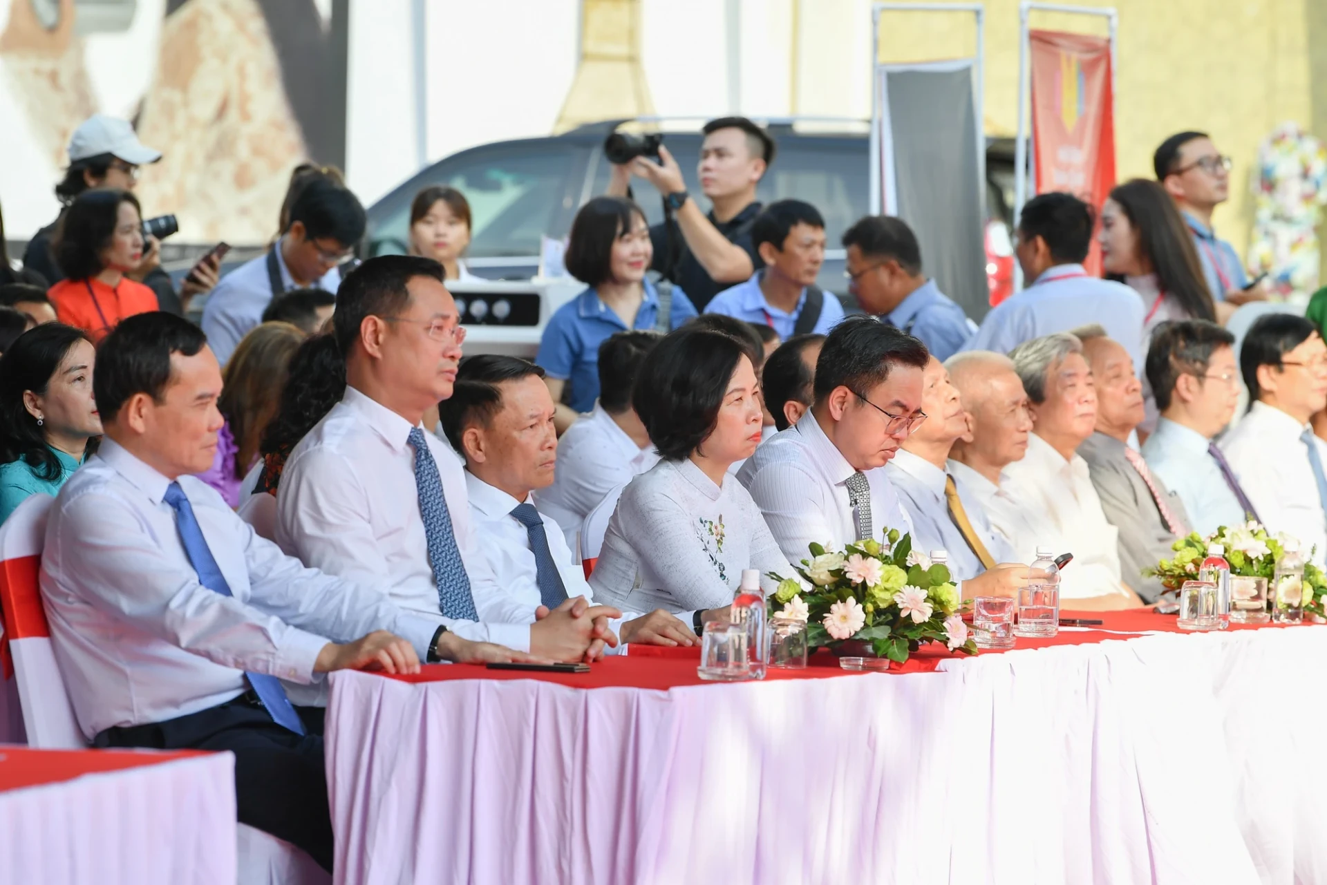 Báo chí phải bám sát hơi thở cuộc sống, kiến tạo, lan tỏa những giá trị tốt đẹp và nhân ái trong xã hội ảnh 1