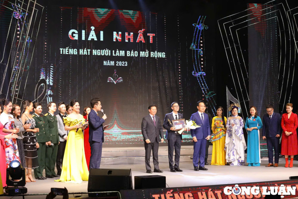 z7848830685933-445fc74cbf38b817fccbbacdac5ddd0e.jpg