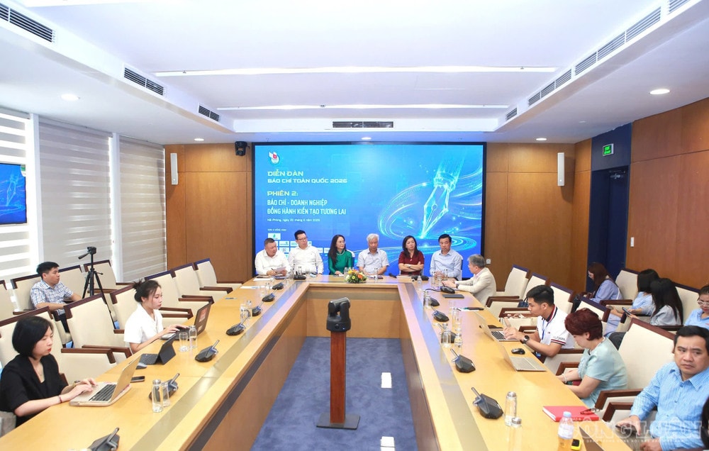 Quang cảnh thảo luận. clo_br_35b969e62a30ab6ef221.jpg
