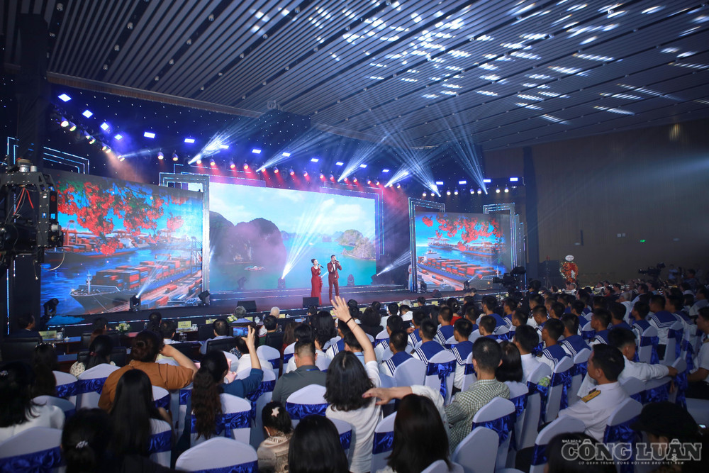 clo_br_6r4a8885.jpg