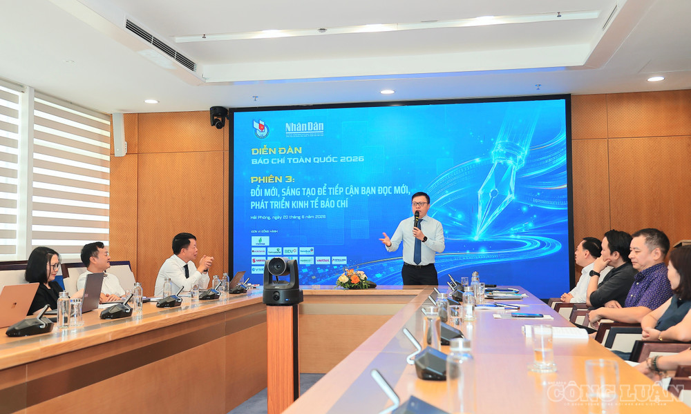 Nhà báo Lê Quốc Minh - Ủy viên Trung ương Đảng, Tổng Biên tập Báo Nhân Dân, Phó Trưởng ban Tuyên giáo và Dân vận Trung ương, Chủ tịch Hội Nhà báo Việt Nam chia sẻ tại phiên thảo luận với chủ đề clo_br_b7c25d09-817c-47fc-b115-493a80507ecc-1-201-a.jpg