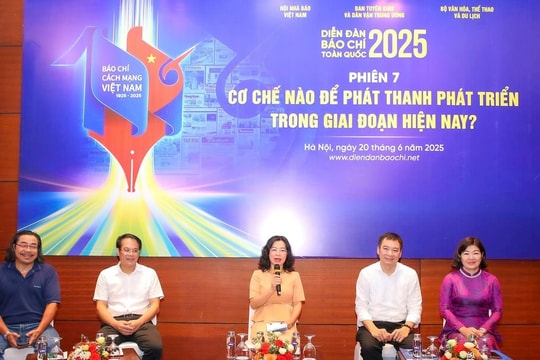 Tiếng nói của cảm xúc và trí tưởng tượng: Phát thanh Việt Nam làm gì để 'chạm' tới công chúng số?