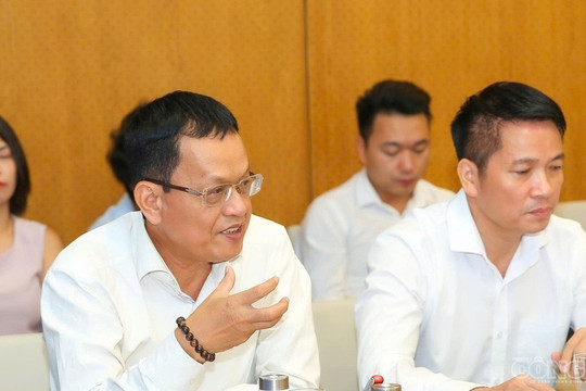 Báo chí trong thời đại thông tin số: Từ phản hồi bị động đến chủ động dẫn dắt